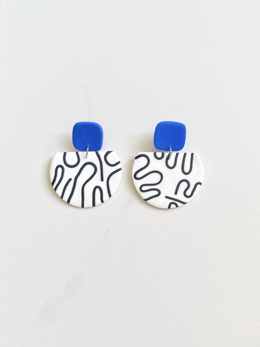 گوشواره فرفری
