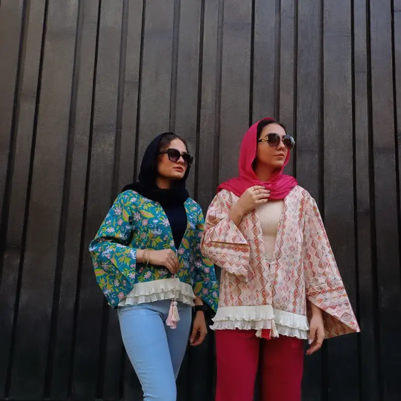 کت نیلوفر