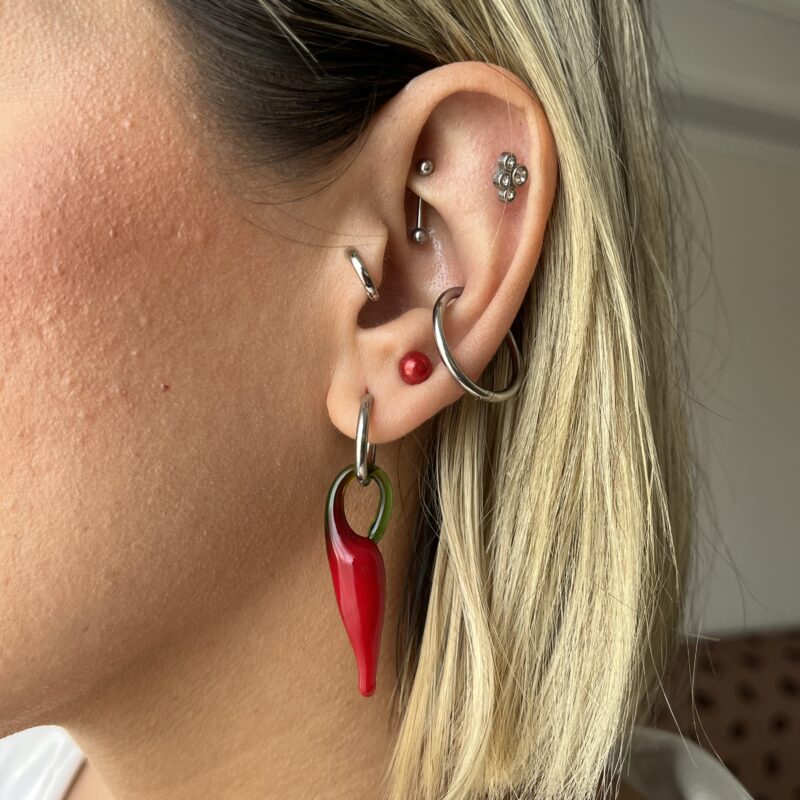 گوشواره تک فلفل شیشه‌ای