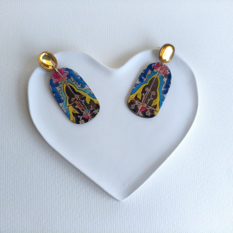 گوشواره دست‌ساز طرح کاشی کاری سنتی 🕊️